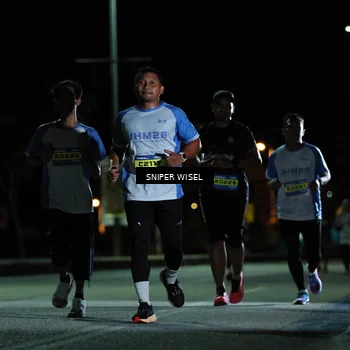Runner Photo 7182875