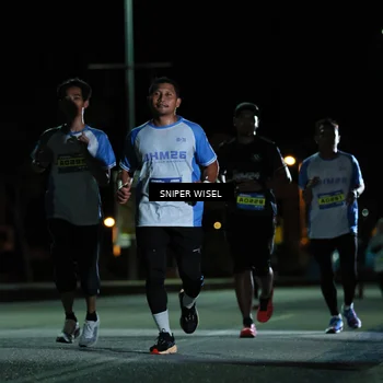 Runner Photo 7182876