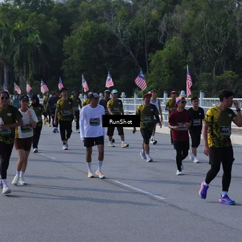 Runner Photo 7182929