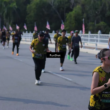 Runner Photo 7182940