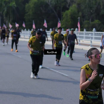 Runner Photo 7182946
