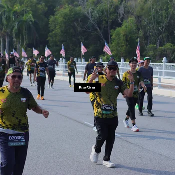Runner Photo 7182975