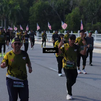 Runner Photo 7182998
