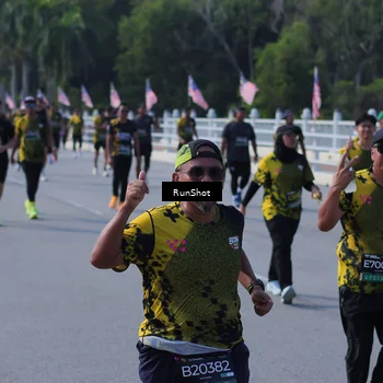 Runner Photo 7182999