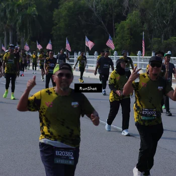 Runner Photo 7183016