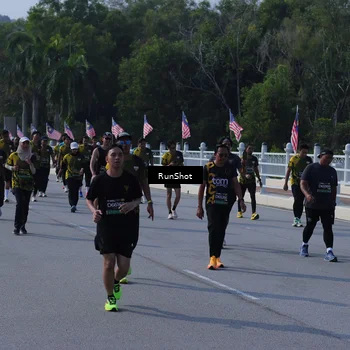 Runner Photo 7183104