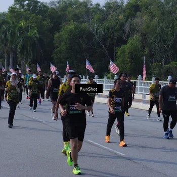 Runner Photo 7183133