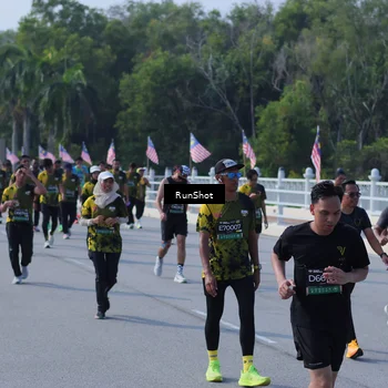 Runner Photo 7183187