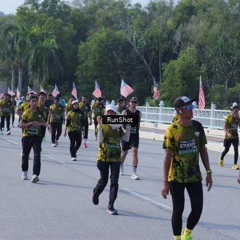 Runner Photo 7183210