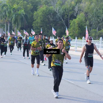 Runner Photo 7183308