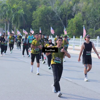 Runner Photo 7183336