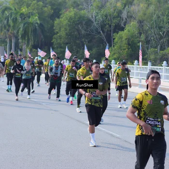 Runner Photo 7183359