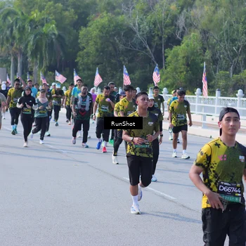 Runner Photo 7183368