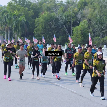 Runner Photo 7183410