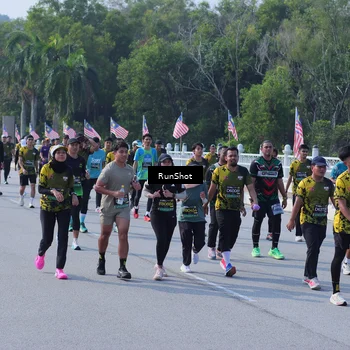 Runner Photo 7183438