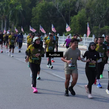 Runner Photo 7183499