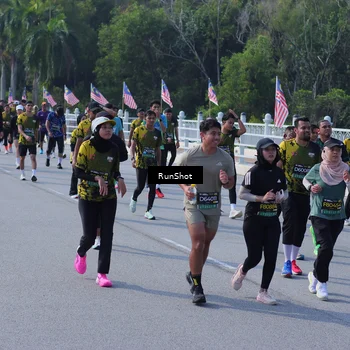 Runner Photo 7183501