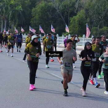 Runner Photo 7183505