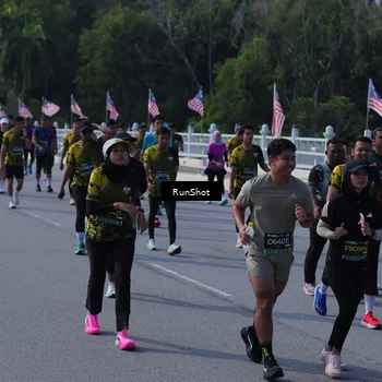 Runner Photo 7183517