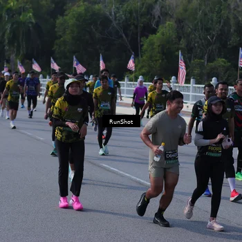 Runner Photo 7183519