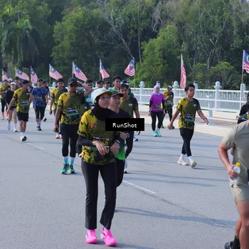 Runner Photo 7183538