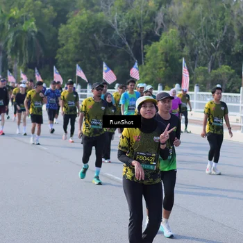 Runner Photo 7183545
