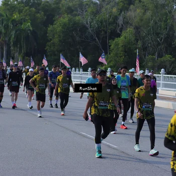 Runner Photo 7183584