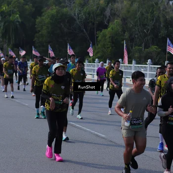 Runner Photo 7183585