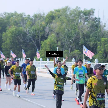 Runner Photo 7183650