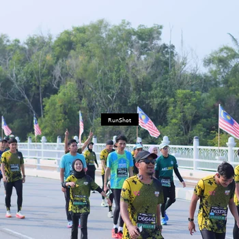 Runner Photo 7183654