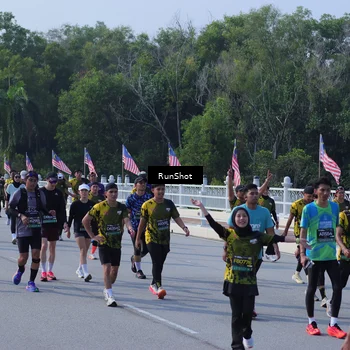 Runner Photo 7183689