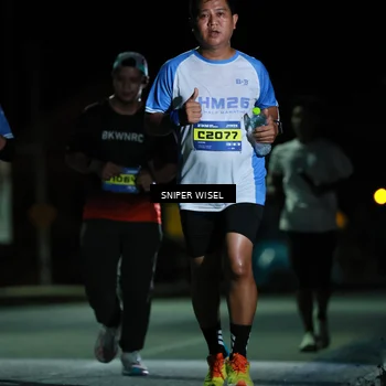 Runner Photo 7183692