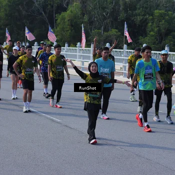 Runner Photo 7183701