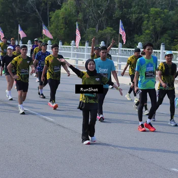 Runner Photo 7183714