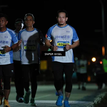 Runner Photo 7183751