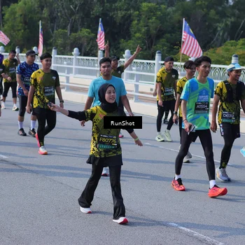 Runner Photo 7183770