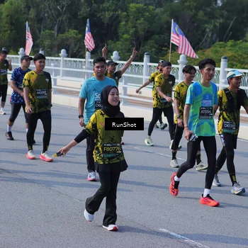 Runner Photo 7183773