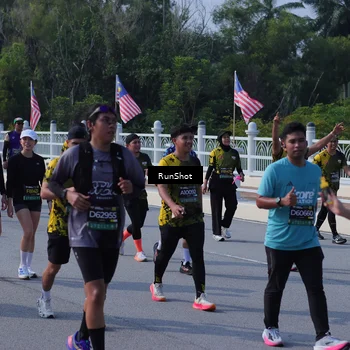 Runner Photo 7183789