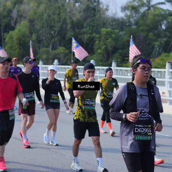 Runner Photo 7183800