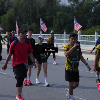 Runner Photo 7183830