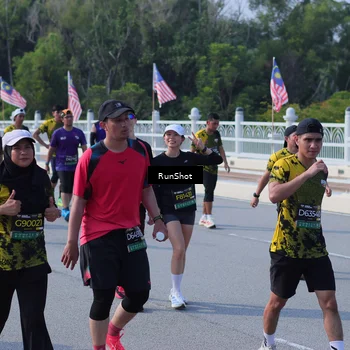 Runner Photo 7183832