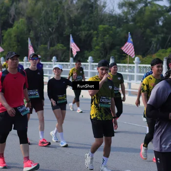 Runner Photo 7183833