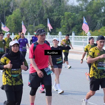Runner Photo 7183840