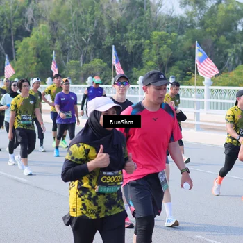 Runner Photo 7183845