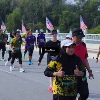 Runner Photo 7183849