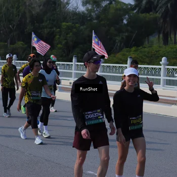 Runner Photo 7183875