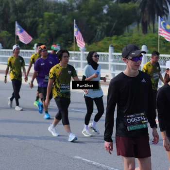 Runner Photo 7183899