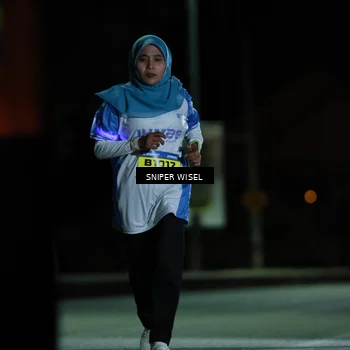 Runner Photo 7184009