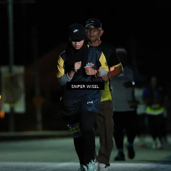 Runner Photo 7184035