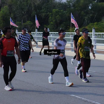 Runner Photo 7184047